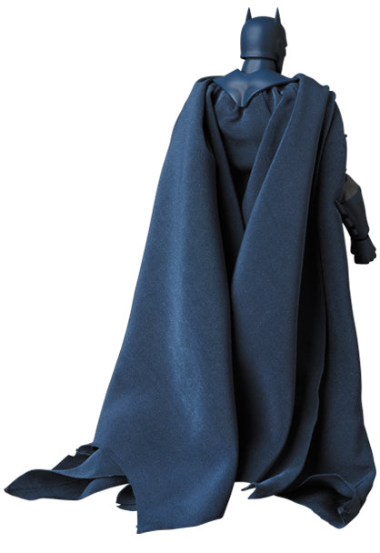 MAFEX No.105 – Batman (Hush Ver.) (Blue Version) – DC Comics
