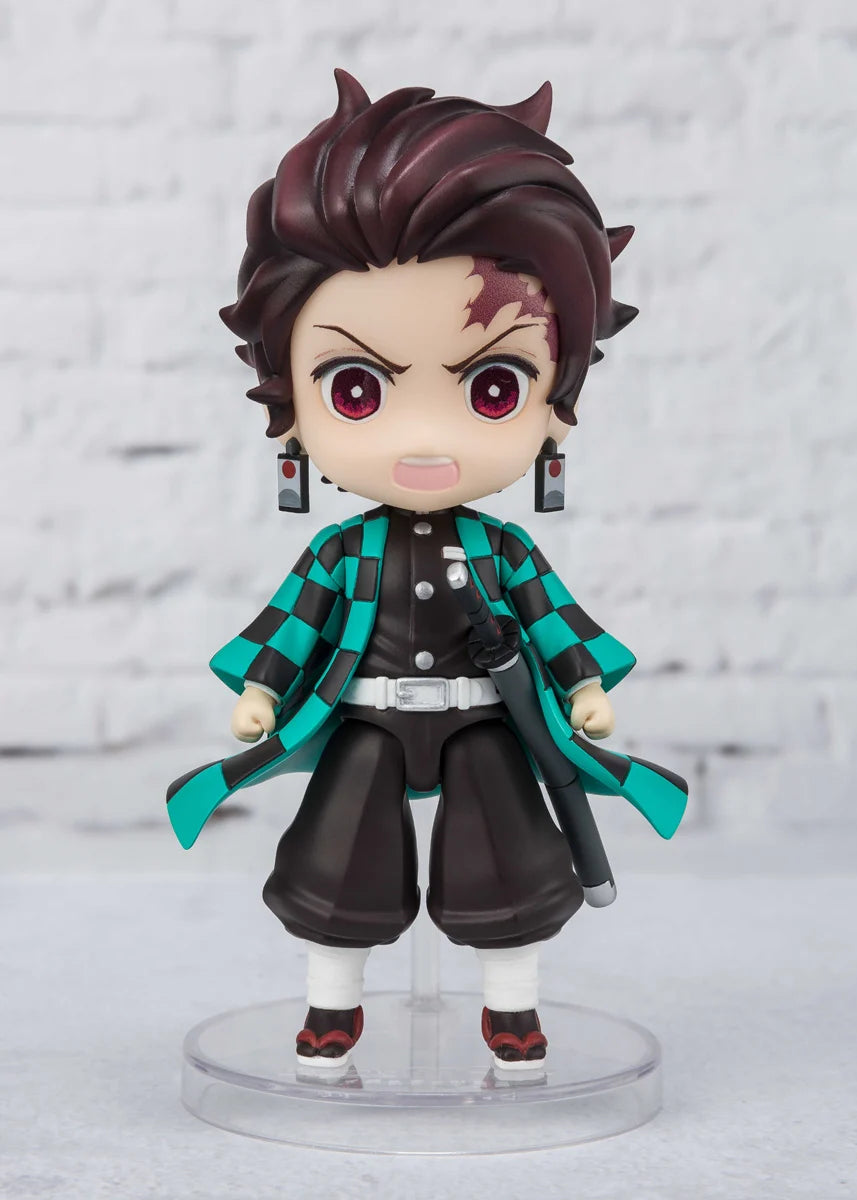 Demon Slayer: Kimetsu no Yaiba – Tanjiro Kamado – Water Breathing Ver. – Figuarts Mini